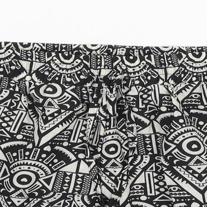 New Look Girls Black Geometric Polyester Sweat Shorts Size S L3 in Regular Drawstring