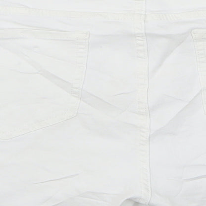 Marks and Spencer Womens White Cotton Mom Shorts Size 20 L3 in Regular Zip