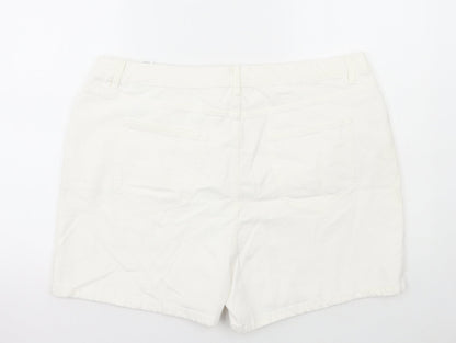 Marks and Spencer Womens White Cotton Mom Shorts Size 22 L3 in Regular Button