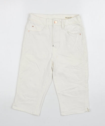Marks and Spencer Womens White Cotton Chino Shorts Size 6 L13 in Regular Zip