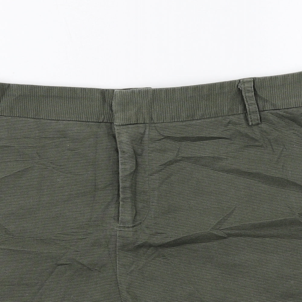 FOREVER 21 Womens Green Cotton Hot Pants Shorts Size M Regular Hook & Loop