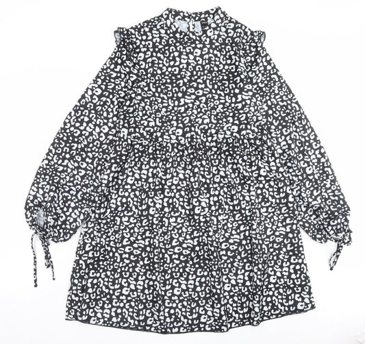 SheIn Womens Black Geometric Polyester A-Line Size M Crew Neck Zip