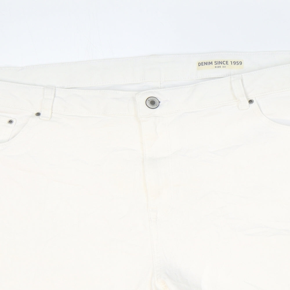Marks and Spencer Womens White Cotton Boyfriend Shorts Size 20 Regular Zip