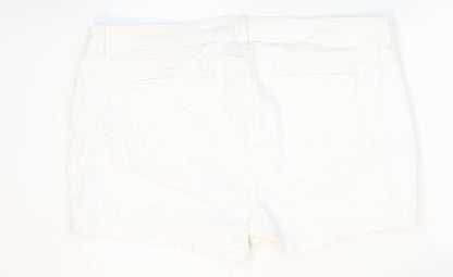 Marks and Spencer Womens White Cotton Boyfriend Shorts Size 22 Regular Zip