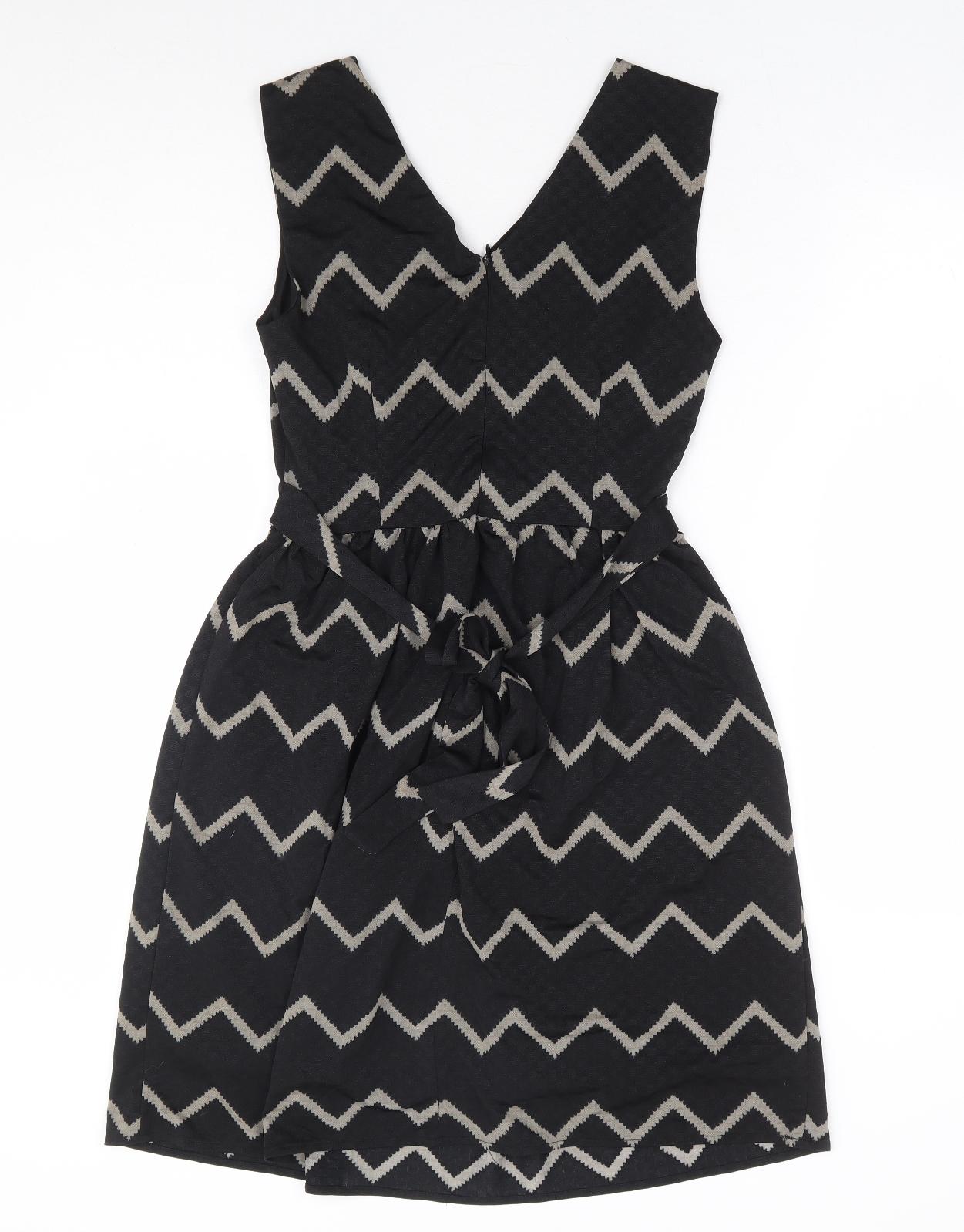 Mela London Womens Black Geometric Polyester Fit & Flare Size 8 V-Neck Zip