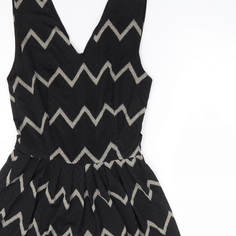 Mela London Womens Black Geometric Polyester Fit & Flare Size 8 V-Neck Zip