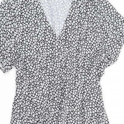 Preworn Womens Black Floral Polyester A-Line Size 4XL V-Neck Pullover