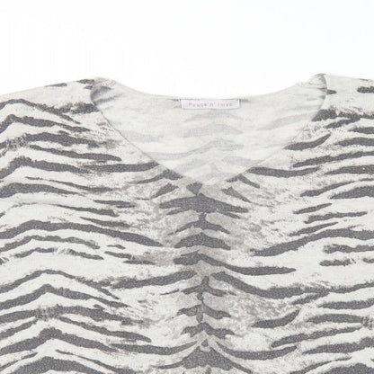 Peace and Love Womens Grey V-Neck Animal Print Polyester Pullover Jumper Size 14 - Tiger print