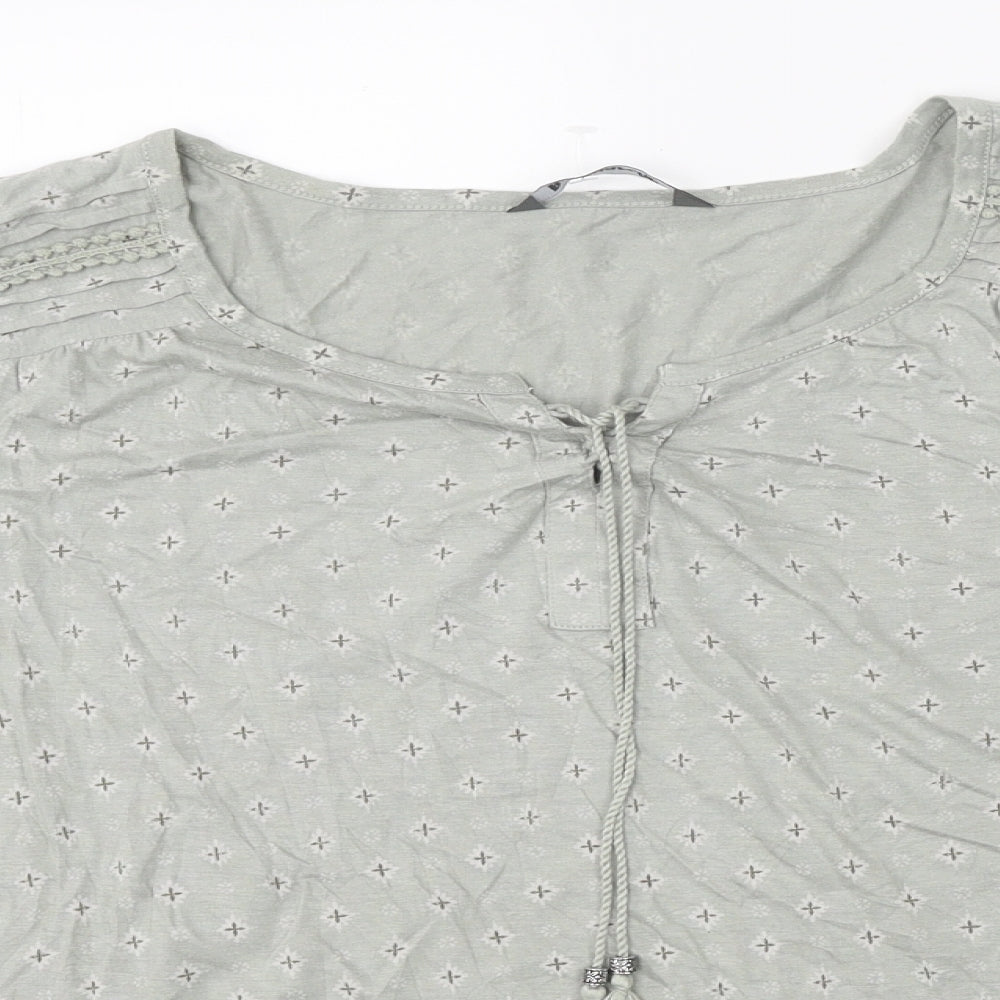 Bonmarché Womens Green Geometric Polyester Jersey T-Shirt Size 16 V-Neck