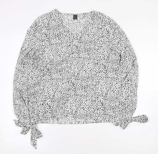 SheIn Womens White Animal Print Polyester Basic Blouse Size M V-Neck