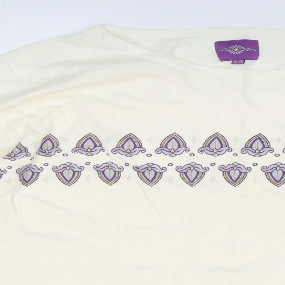 A la Maison Womens White Geometric 100% Cotton Basic T-Shirt Size 18 Round Neck