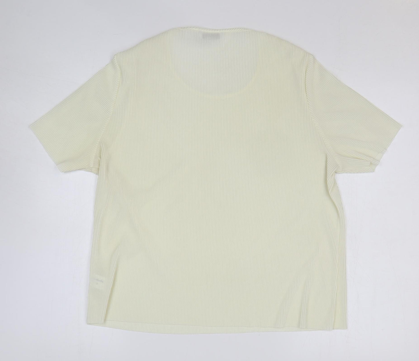 Berkertex Womens Yellow Polyester Basic T-Shirt Size 20 Scoop Neck