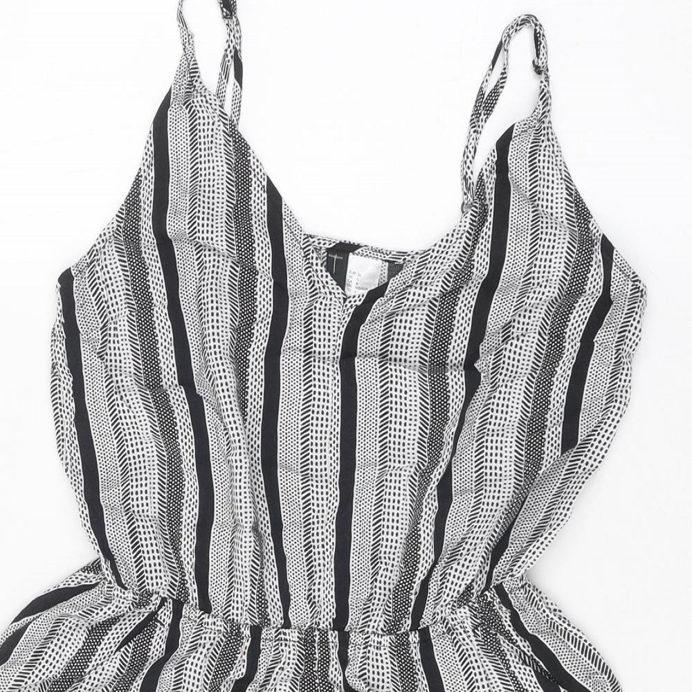 H&M Womens Black Geometric Viscose Romper One-Piece Size 6 L10 in Pullover