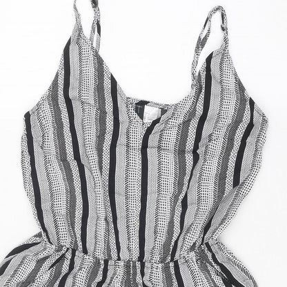 H&M Womens Black Geometric Viscose Romper One-Piece Size 6 L10 in Pullover