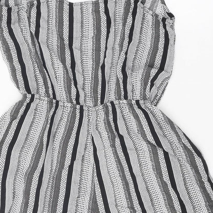 H&M Womens Black Geometric Viscose Romper One-Piece Size 6 L10 in Pullover