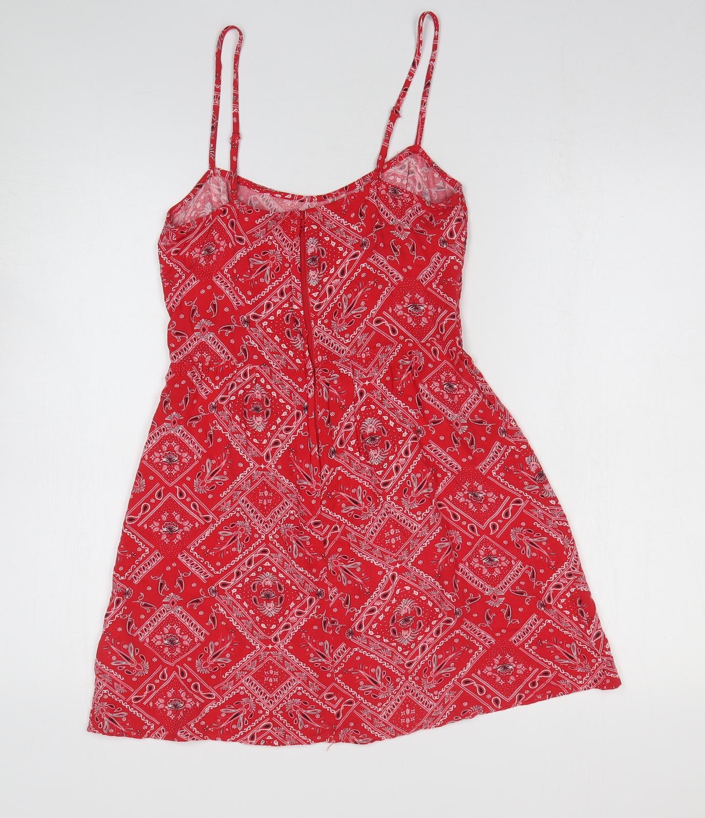 H&M Womens Red Geometric Viscose Fit & Flare Size 8 Off the Shoulder Zip