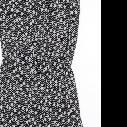 H&M Womens Black Geometric Polyester A-Line Size 8 V-Neck Button