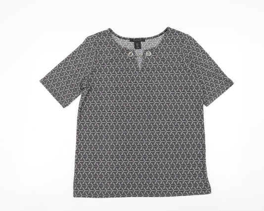 Womens UK Size S Tahari Black Basic T-Shirt