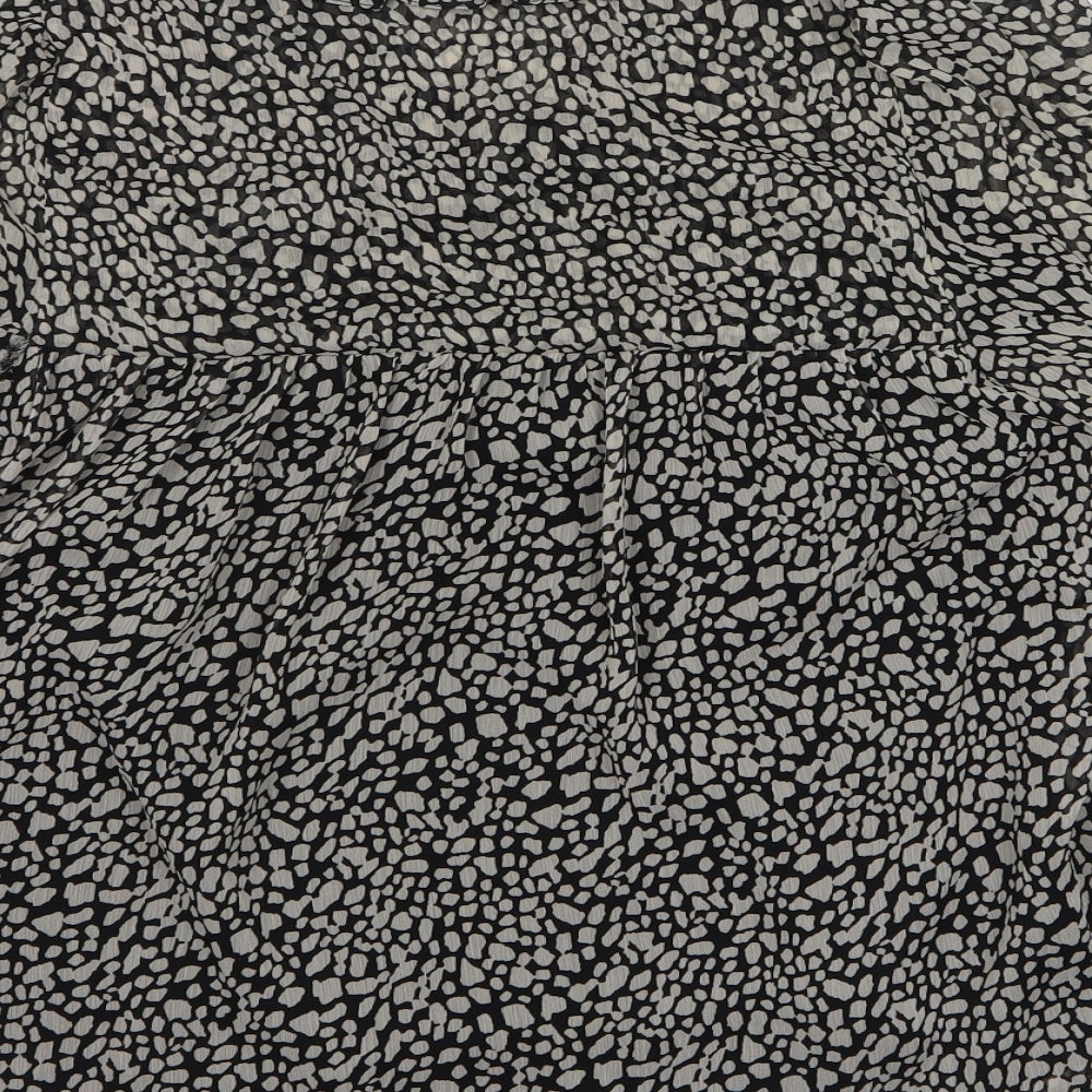 Nutmeg Womens Grey Geometric Polyester Basic Blouse Size 8 V-Neck