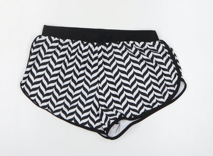 SheIn Womens Black Geometric Polyester Hot Pants Shorts Size M L3 in Regular Pull On