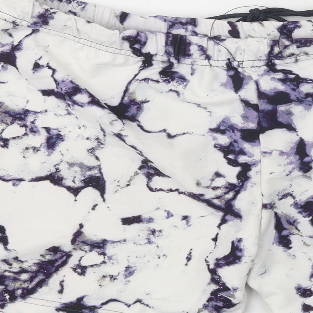 Preworn Mens White Geometric Polyester Sweat Shorts Size XL Regular Drawstring