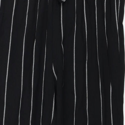 Womens UK Size 8 PRETTYLITTLETHING Regular Fit  Black Trousers