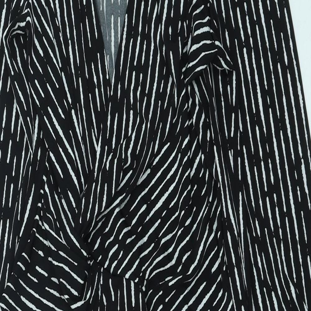 Nutmeg Womens Black Geometric Polyester A-Line Size 10 V-Neck Pullover