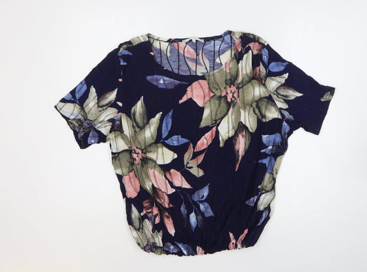 Lakeland Womens Multicoloured Geometric Polyester Basic T-Shirt Size 20 Round Neck