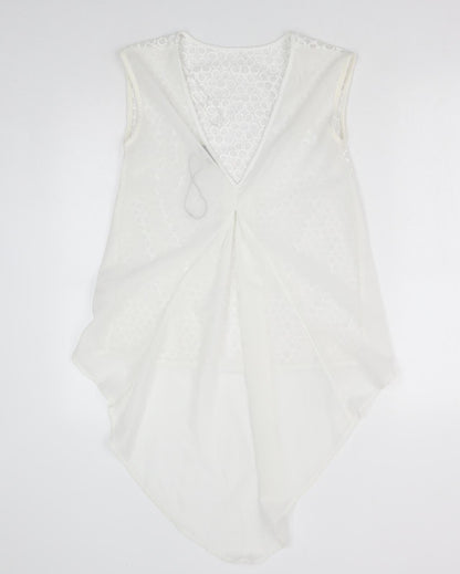 Papaya Womens White Floral Polyester Basic Tank Size 8 Round Neck - Dipped Hem