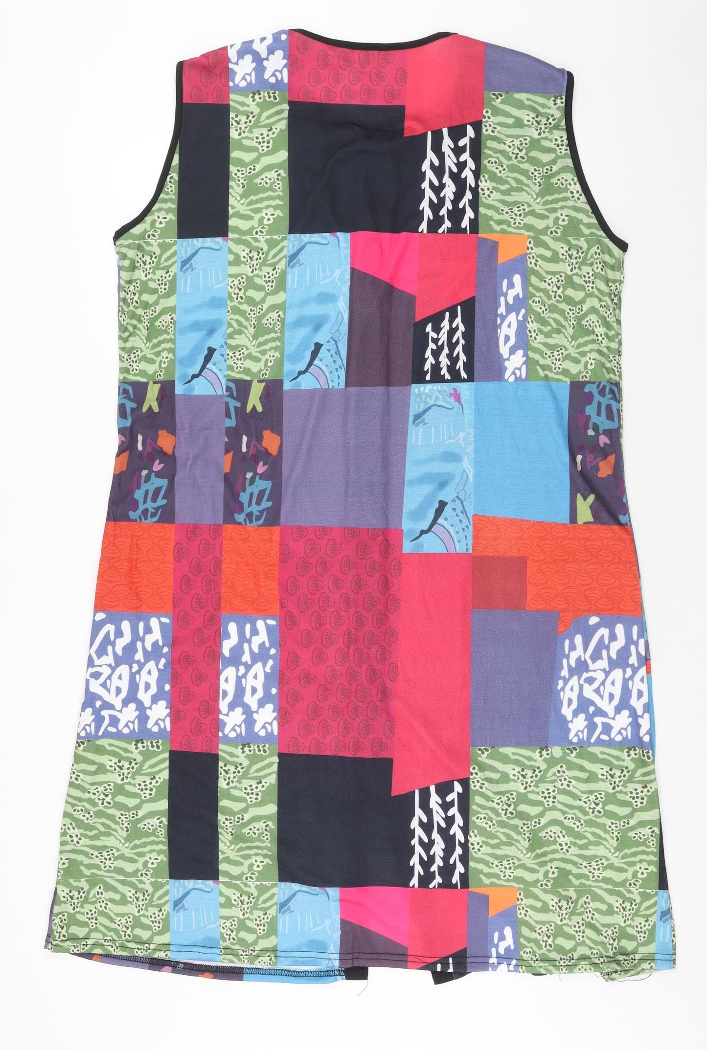 Preworn Womens Multicoloured Geometric Polyester Shift Size M Round Neck Button