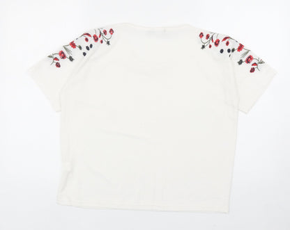 Boohoo Womens White Polyester Basic T-Shirt Size 6 Round Neck - Floral Detail