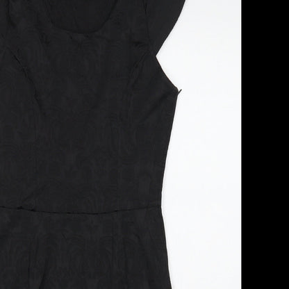 Preworn Womens Black Cotton Pencil Dress Size M Round Neck Zip - Cap Sleeve