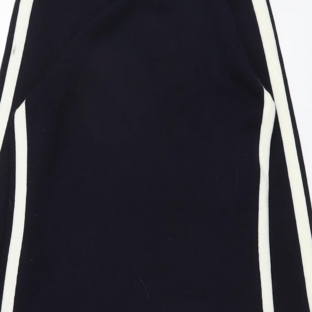 Close-up detail of Vince Camuto women’s blue acrylic shift, size XS, round neck pullover