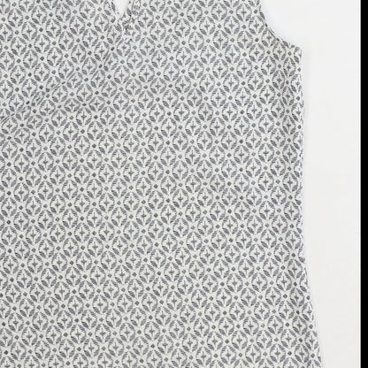 TU Womens White Geometric Polyester Basic Tank Size 8 V-Neck