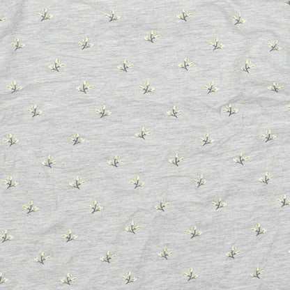 Primark Girls Grey Geometric Cotton Basic T-Shirt Size 7-8 Years Round Neck Pullover - Believe Everyday