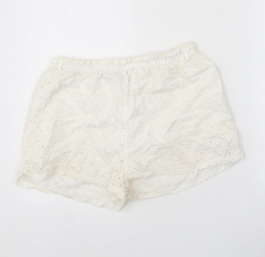 Boohoo Womens White 100% Cotton Bermuda Shorts Size 12 Regular Pull On - Broderie Anglaise