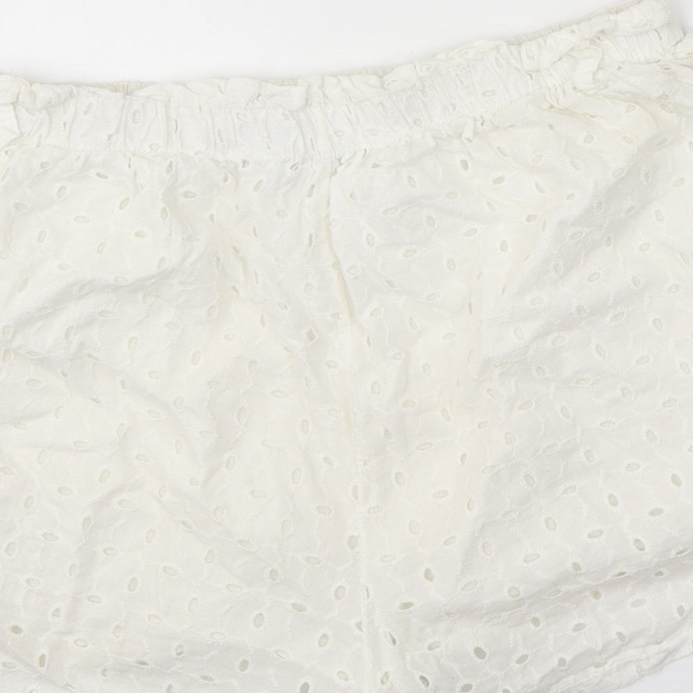 Boohoo Womens White 100% Cotton Bermuda Shorts Size 12 Regular Pull On - Broderie Anglaise