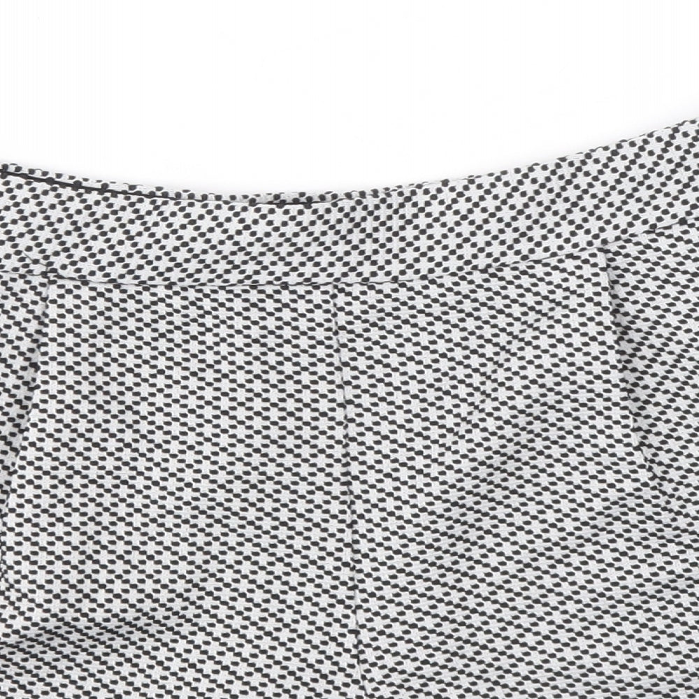 Miss Selfridge Womens Black Geometric Polyester Hot Pants Shorts Size 10 Regular Zip