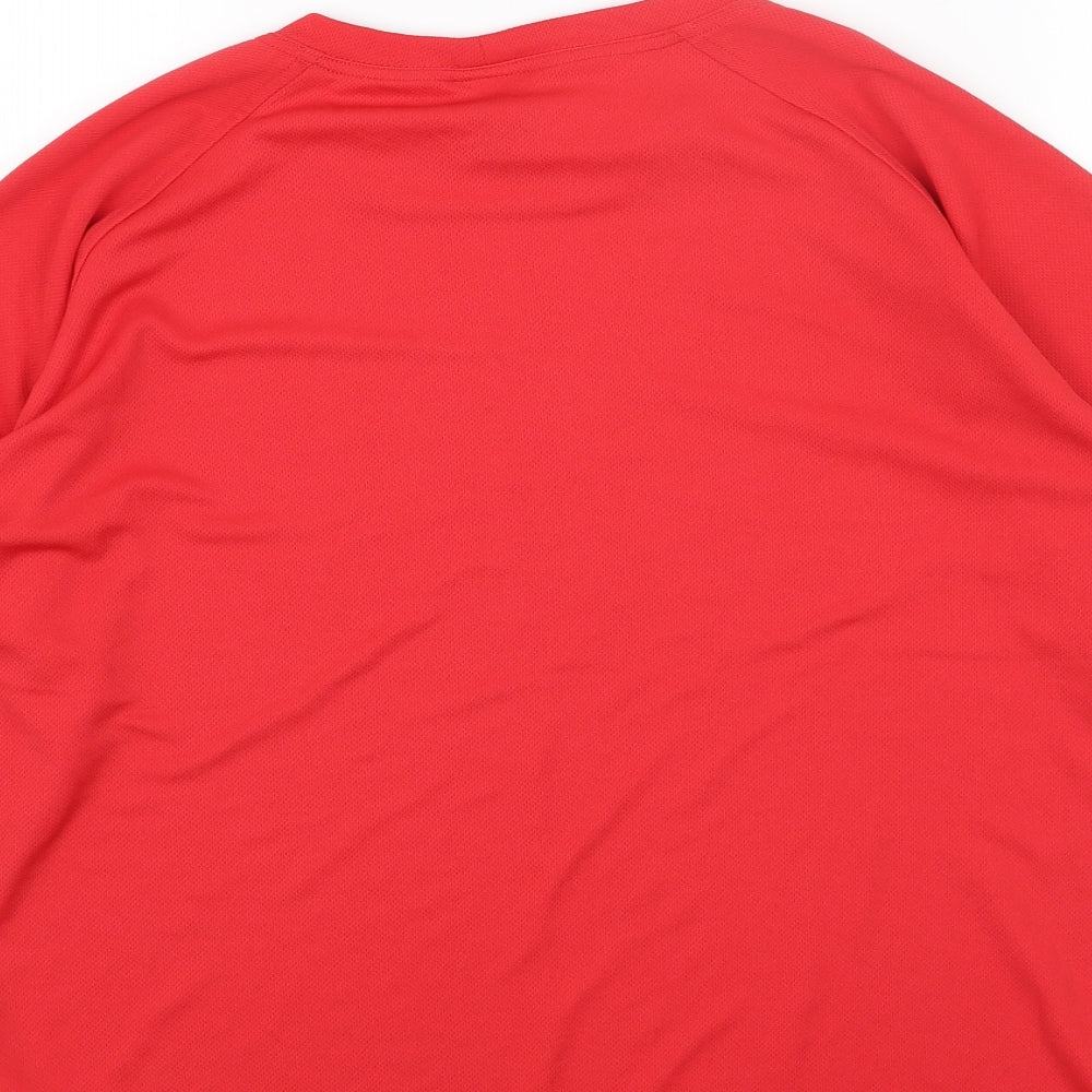 Keela Womens Red Polyester Basic T-Shirt Size M Scoop Neck