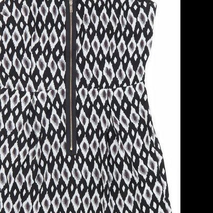 Sugarhill Boutique Womens Black Geometric Polyester A-Line Size XL Round Neck Zip