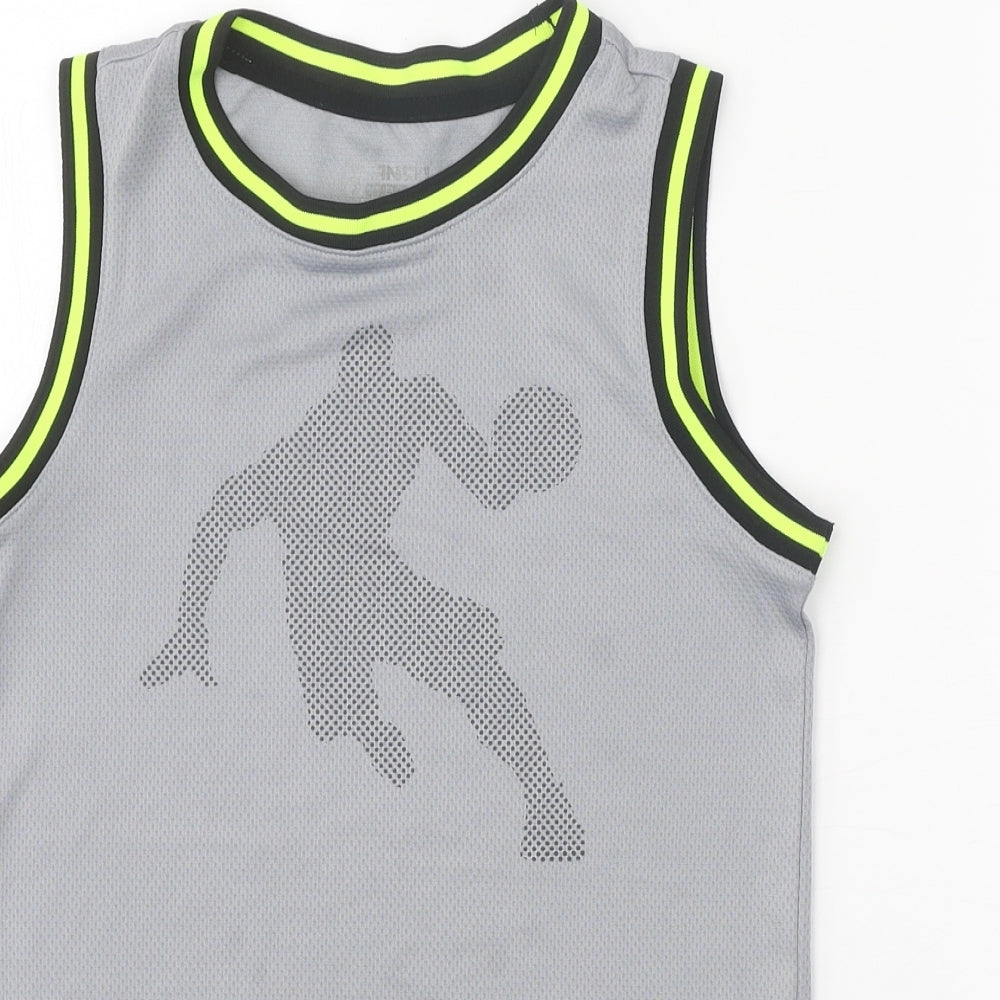 Andi Boys Grey Polyester Basic Tank Size M Scoop Neck Pullover