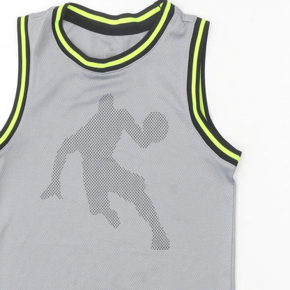 Andi Boys Grey Polyester Basic Tank Size M Scoop Neck Pullover