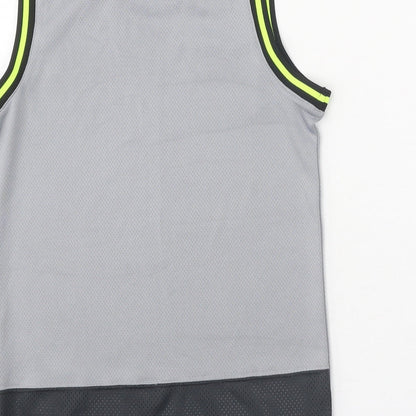 Andi Boys Grey Polyester Basic Tank Size M Scoop Neck Pullover