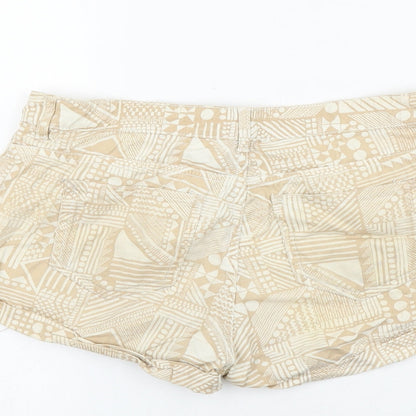 H&M Womens Beige Geometric Cotton Boyfriend Shorts Size 6 Regular Zip