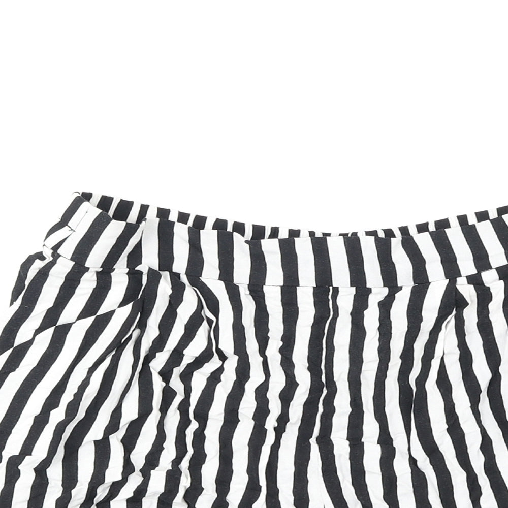 H&M Womens Black Striped Viscose Basic Shorts Size 6 Regular