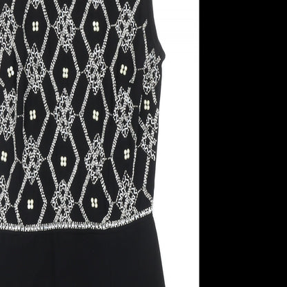 TFNC Womens Black Geometric Polyester A-Line Size M Round Neck Zip