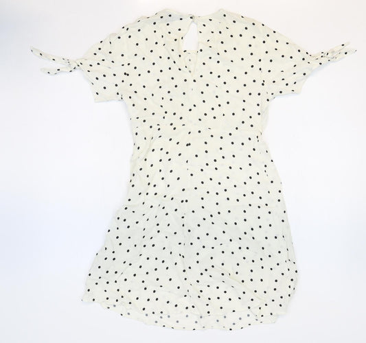 Primark Womens White Polka Dot Viscose A-Line Size 6 Round Neck Button - Tie Sleeve Detail