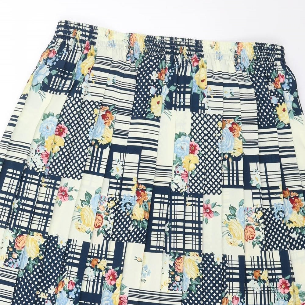 Womens UK Size 32 in Preworn Pleated  Skirt