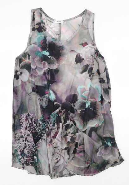 Front view of Myrine women’s green floral polyester shift, size 2XL, round neck pullover