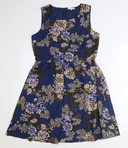 Pieces Womens Blue Floral Polyester Trapeze & Swing Size L Round Neck Zip